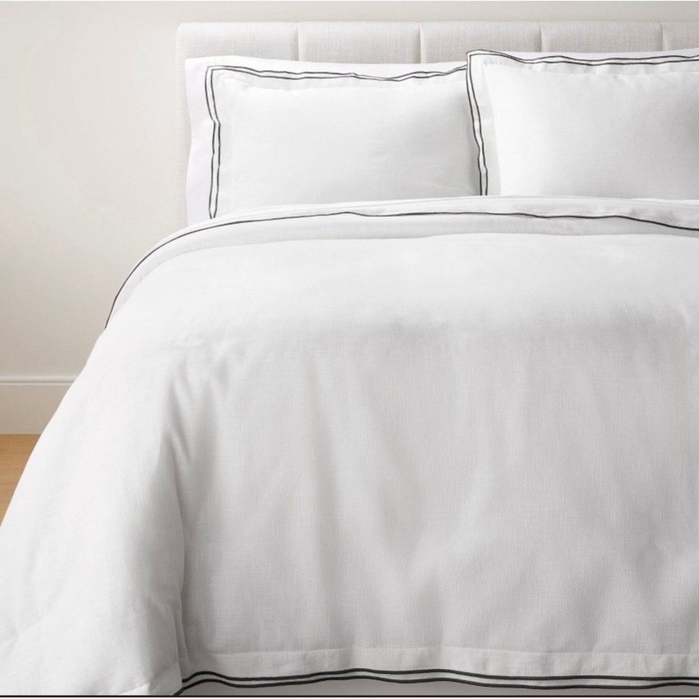 Threshold Duvet Cover Set Full/Queen White Black Embroidered Trim 3pc NWT